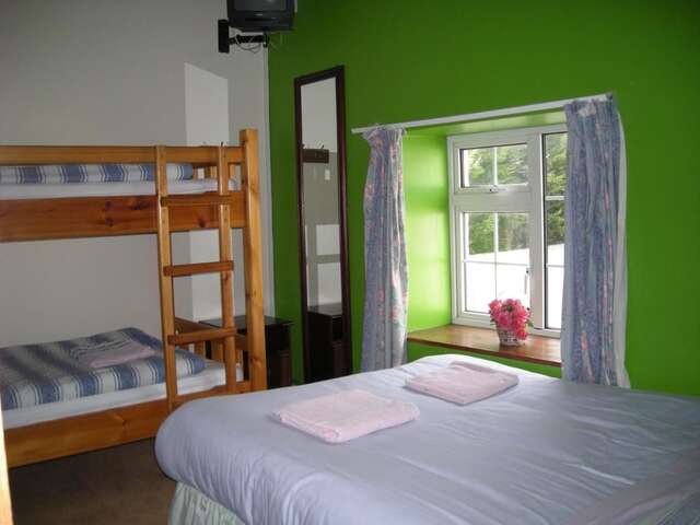 Отели типа «постель и завтрак» Harbour House Budget Accommodation Слайго-11